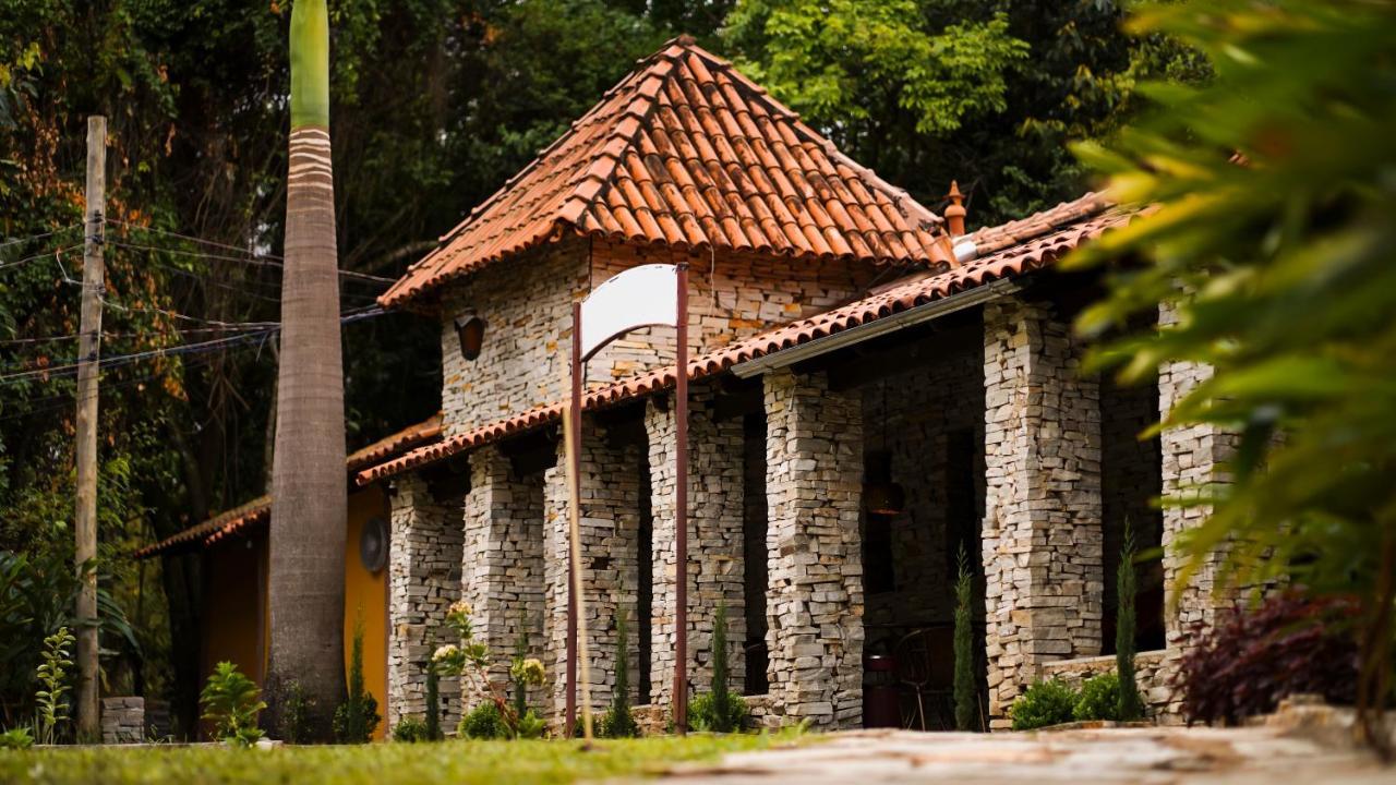 Pousada Villa Das Pedras Pirenópolis 外观 照片